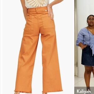 Billabong free fall size 24